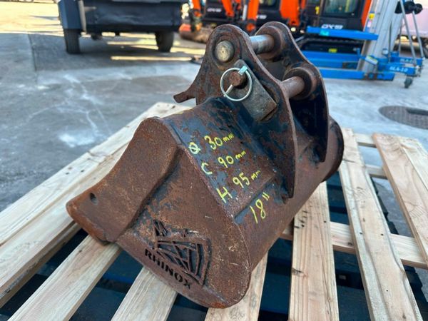 18" RHINOX DIGGING BUCKET ... 30MM ...1491A 377212832