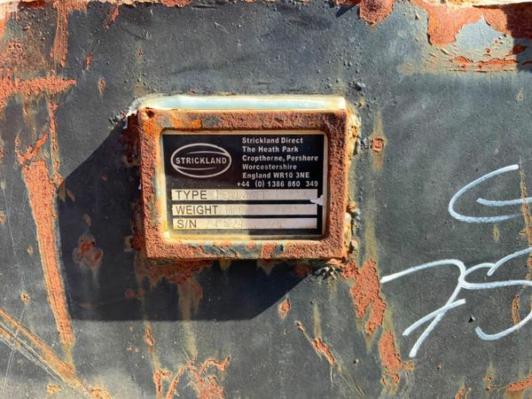 90" STRICKLAND MANITOU LOADER BUCKET....627p. 377212989