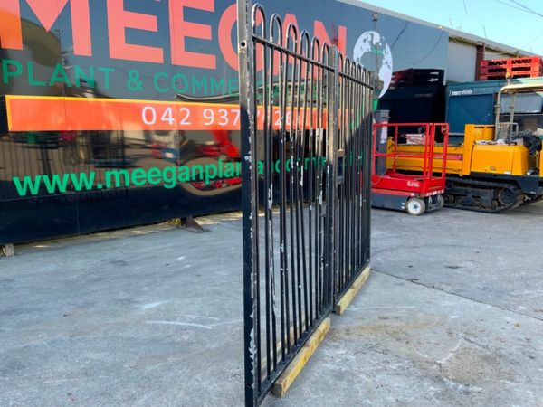 3.0mts GALVANISED/ COATED ENTRANCE GATES..1900 377212939
