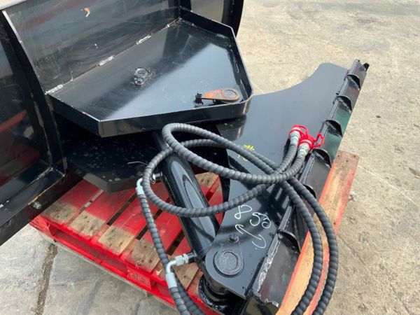 SKID STEER DOZER BLADE ATTACHMENT...168w. 377213146