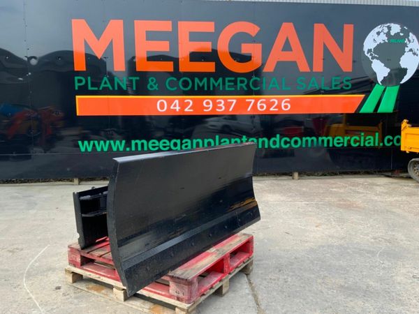 SKID STEER DOZER BLADE ATTACHMENT...168w. 377213136