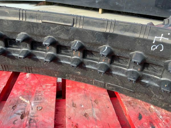 UNUSED MICRO DIGGER / LOADER TRACKS....231w. 377213251