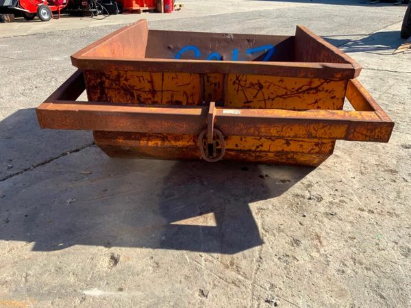 SELF TIPPING BUILDERS RUBBLE BOAT SKIP...2403. 377213234