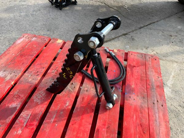 HYDRAULIC THUMB GRAB.....MICRO DIGGER....236w. 377213305