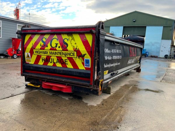 22ft STEEL TIPPING BODY.33.5 CHASSIS RAIL..139V 377213452