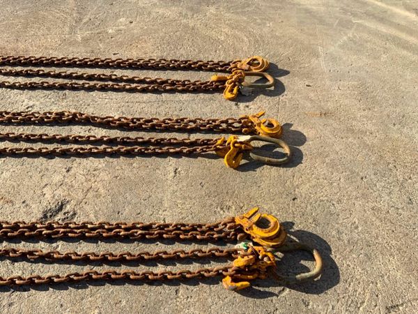 6.0mts x 10mm TWO LEG LIFTING CHAINS......1060. 377213478