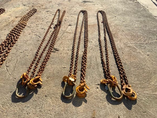 6.0mts x 10mm TWO LEG LIFTING CHAINS......1060. 377213480