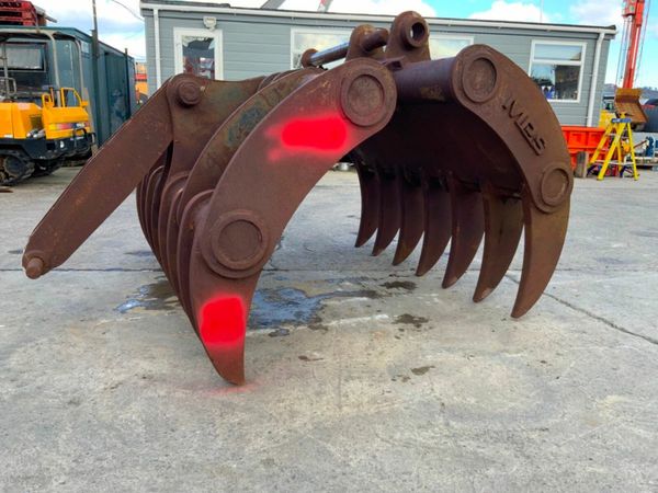 MANUAL GRAPPLE. LAND RAKE....100mm PINS...6223 377213497