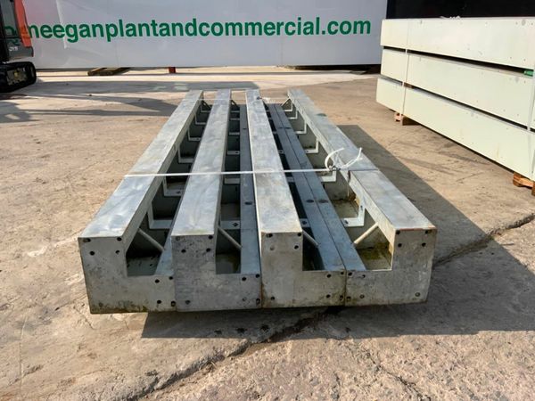 3000 MEVA FORMWORK INTERNAL CORNERS...979 377213406