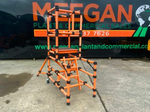 INSULATED GRP PODIUM ACCESS PLATFORM....712. 377213582