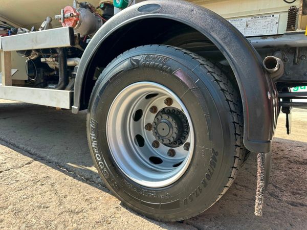 2014 DAF LF180 FUEL TANKER ...8000 LTR 12 Ton 377213969