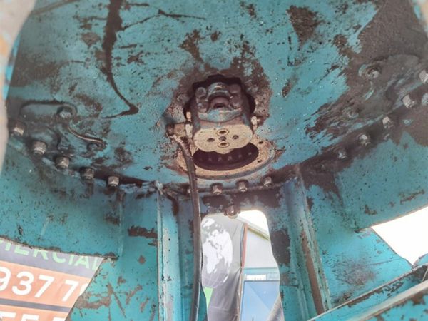 ** VTN MD 2100 hydraulic rotating selector grab 90 377214115