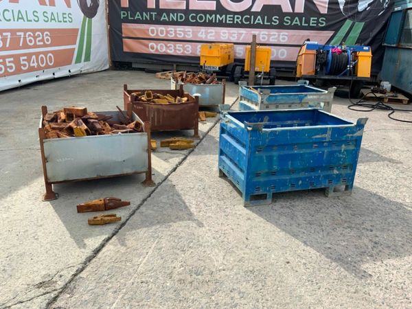 CAT TYPE BUCKET TEETH ADAPTORS / TIPS. 377214380