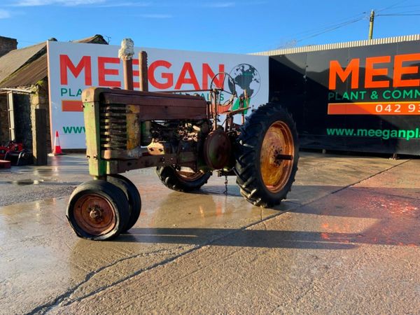 *** JOHN DEERE MODEL A .....BARN FIND  **** 377214326