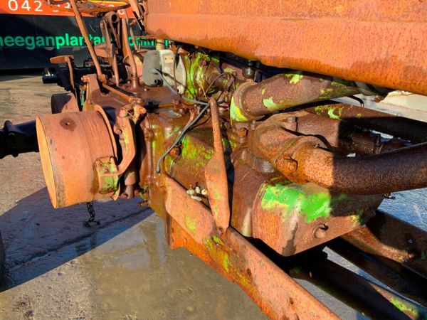 *** JOHN DEERE MODEL A .....BARN FIND  **** 377214336