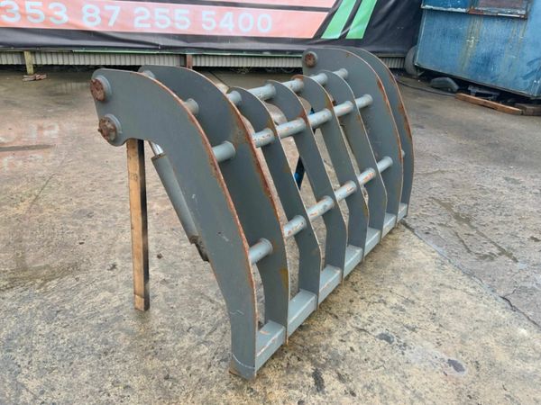 LOADER BUCKET HYDRAULIC GRAPPLE....693. 377214789