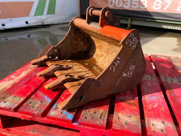 24" TOOTHED BUCKET......30mm PINS.....128. 377214946