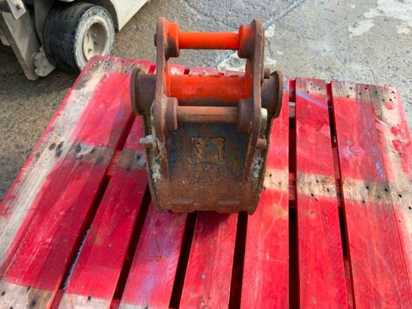 12" MINI DIGGER BUCKET......30mm PINS......128 377214980