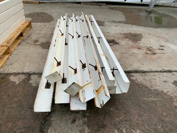 METAL FORMWORK / DOOR FRAMES...... 377215241