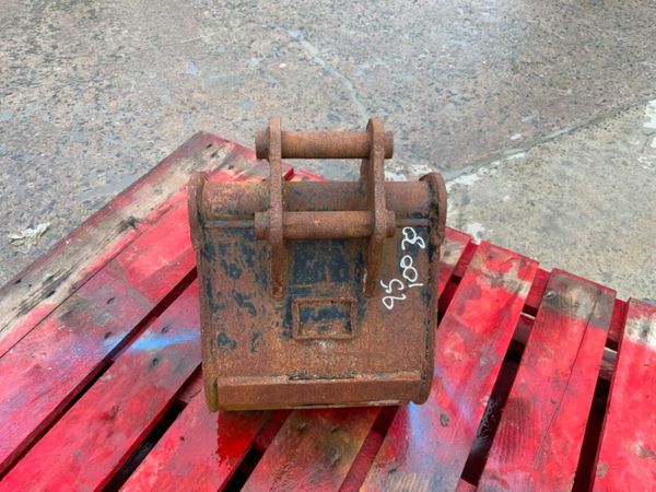 12" MINI DIGGER BUCKET......30mm PINS...CPH12. 377215282