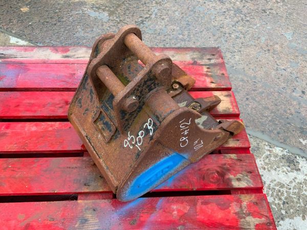 12" MINI DIGGER BUCKET......30mm PINS...CPH12. 377215283