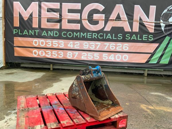 18" MINI DIGGER BUCKET.....30mm......KEEN. 377215211