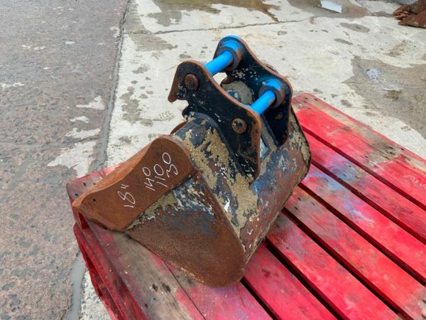 18" MINI DIGGER BUCKET.....30mm......KEEN. 377215216