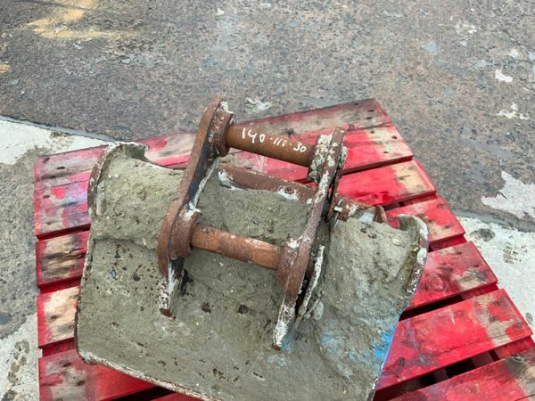 18" MINI DIGGER BUCKET....30mm PINS......18CPH. 377215232
