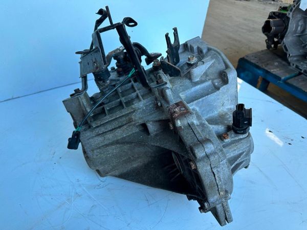 2014 KIA PICANTO  PETROL GEARBOX.......P3G8 377215349