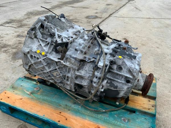 DAF CF 12 SPEED ZF /  ASTRONIC GEARBOX.   AS 2330 377215360