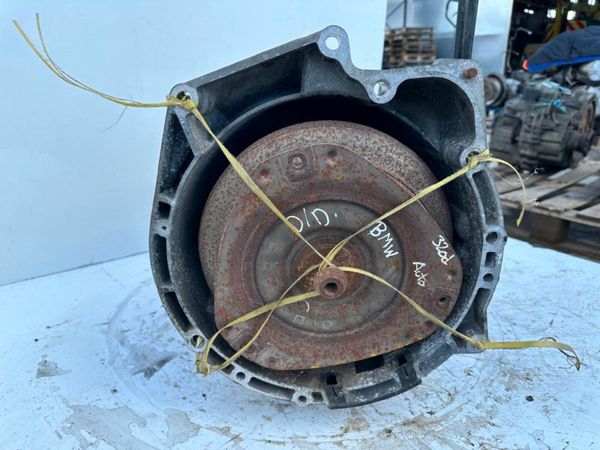 e90 BMW 320D..M47 AUTO GEARBOX.....P6G26 377215336