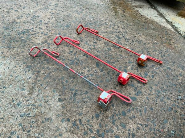 COMBI SAFE MESH BARRIER RETAINING CLAMPS. 377215468