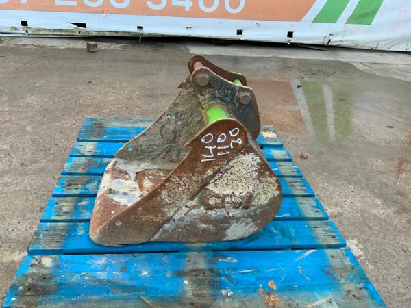 18" MINI DIGGER BUCKET......30mm PINS.........18CP 377215535