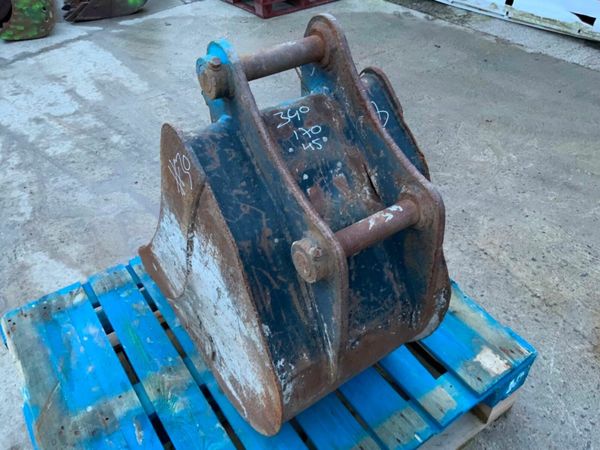 18" RHINOX DIGGING BUCKET......45mm PINS....30mh 377215604