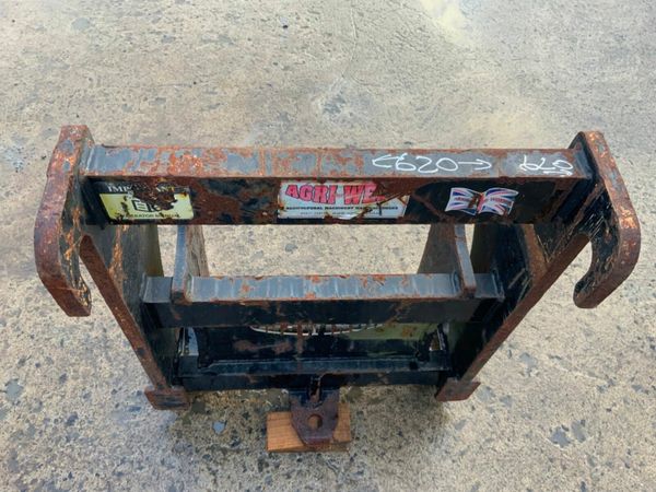 MATBRO LOADER INTERFACE ATTACHMENT......498. 377215632