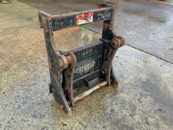 MATBRO LOADER INTERFACE ATTACHMENT......498. 377215637