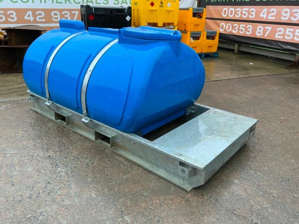 2000lt WESTERN water BOWSER.....GALV SKID......127 377215823