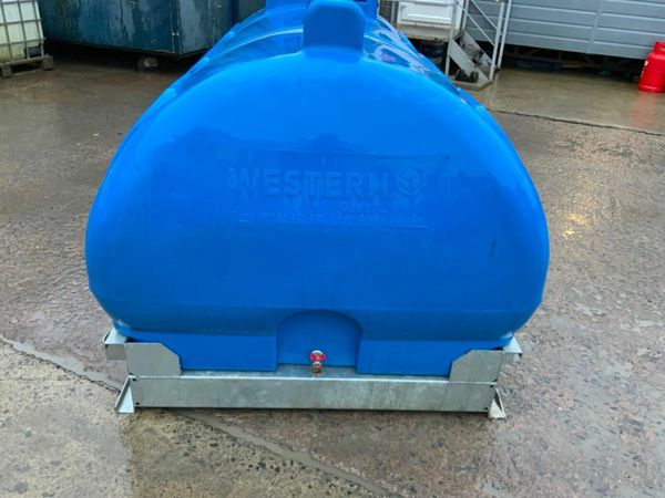 2000lt WESTERN water BOWSER.....GALV SKID......127 377215832