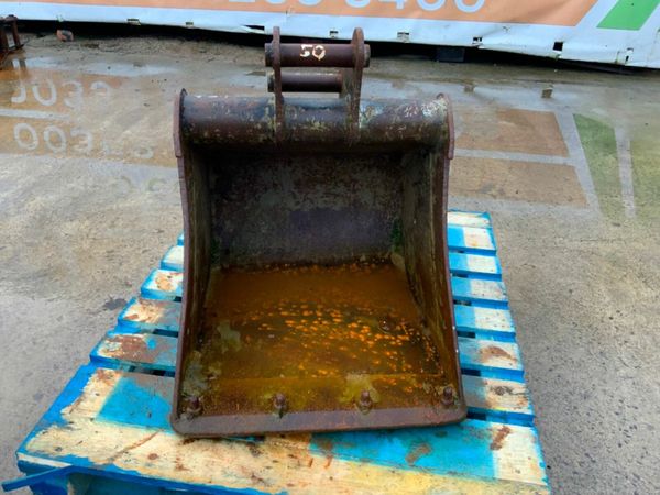 24" CPH  DIGGER BUCKET....45mm PINS.......24CPH. 377216052