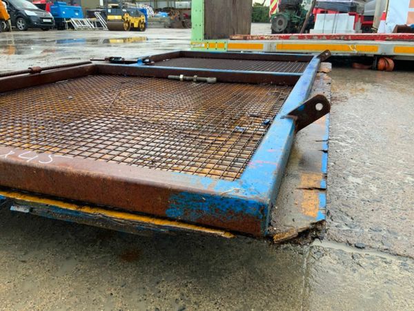 PEDESTRIAN ENTRY  YARD GATE.....94" x 45". 377216062