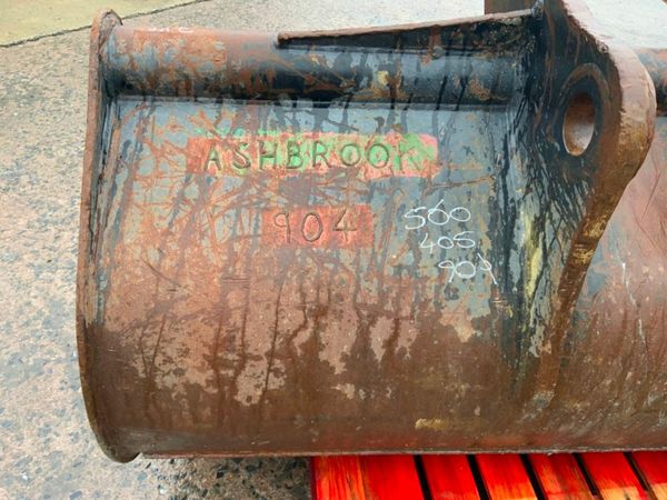 7ft GRADING BUCKET......90mm PINS.....A31 377216072