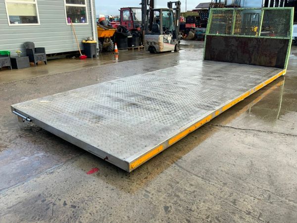 21ft LIGHT WEIGHT ALUMINIUM FLAT BODY.... 377216000