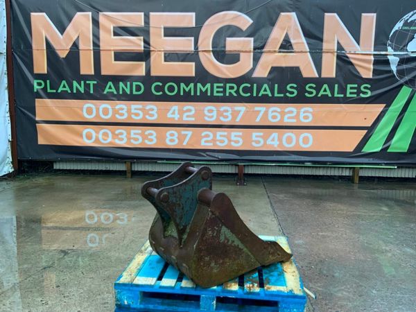 24" DIGGING BUCKET...50mm PINS......1205/24. 377216021