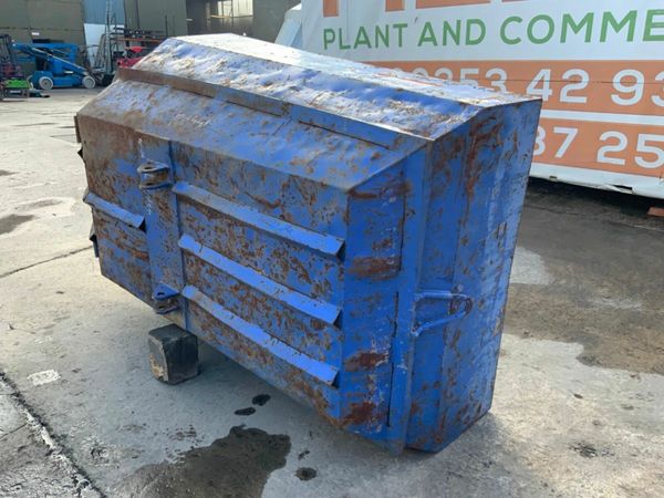 SITE DUMPER, CONCRETE TIPPING SKIP......1206 377216240