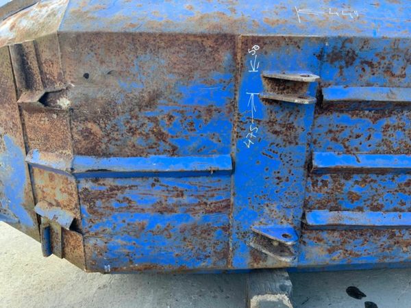 SITE DUMPER, CONCRETE TIPPING SKIP......1206 377216242