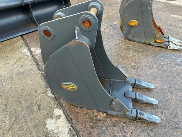 NEW 18" STRICKLAND BUCKET 50MM.....1213-2 377216229