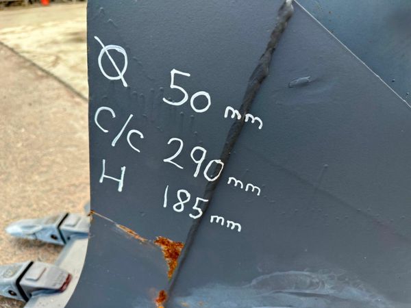 NEW 18" STRICKLAND BUCKET 50MM.....1213-2 377216232