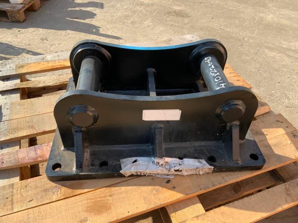 HAMMER / BREAKER CRADLE....65mm PINS...3145.. 377216440