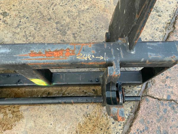 MANITOU HEADSTOCK ADAPTOR / INTERFACE..5826 377216741