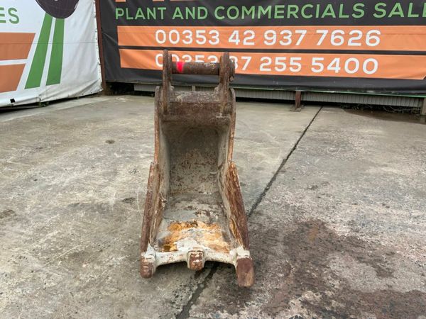 24" DIGGING BUCKET....80mm PINS.....281. 377216757